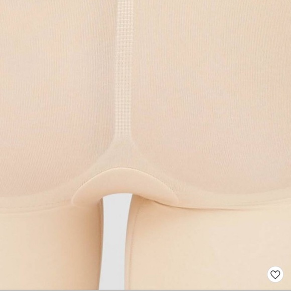 Assets Spanx Mid-Thigh Shaper Shorts Target - Picture 6 of 13